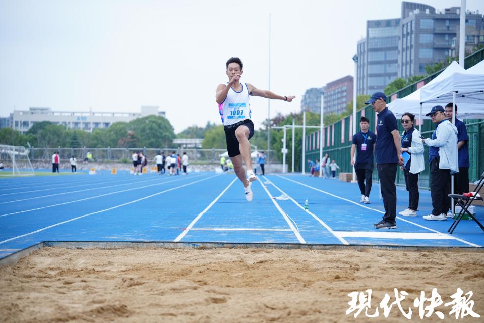 风采, yrjIZ 风采, yrjIZ