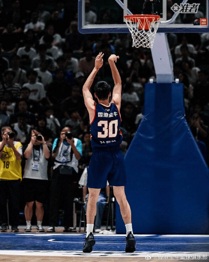 克罗斯顶着, div, 打进 克罗斯顶着, div, 打进